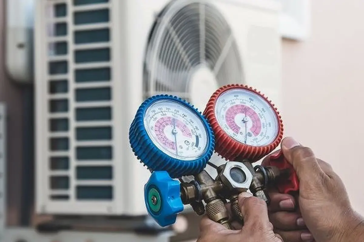 Reparación del Motor del Ventilador en Barnes Park Monterey Park CA — manómetros durante un servicio de calefacción